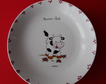 Personalized porcelain children's plate decorated with a "Funny Cow", hand-painted soup plate. Birth, birthday, Christmas.