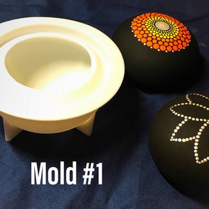 Dot mandala painting on a molded art stone from The Happy Dotting Company  step by step - 288 