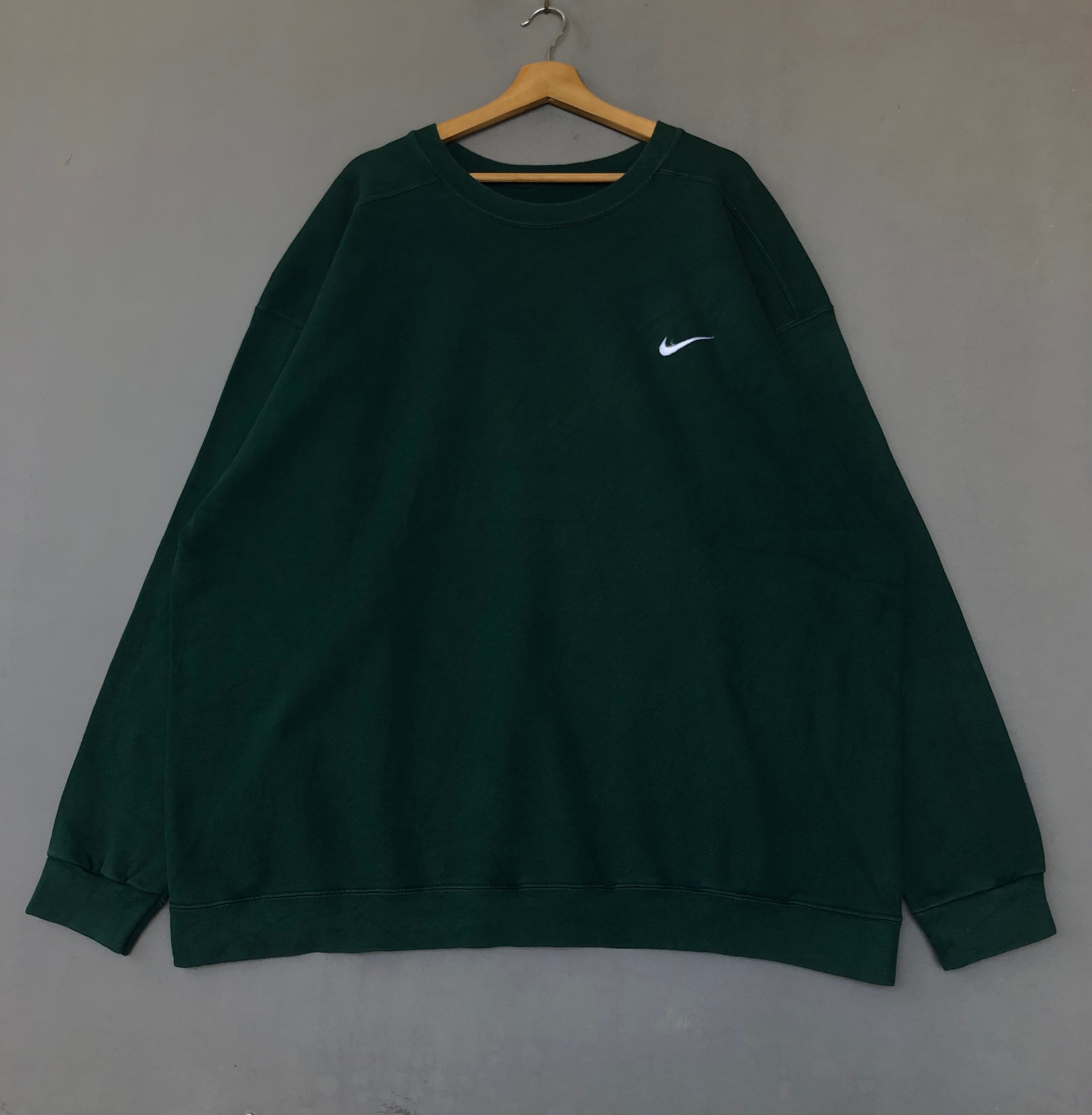 vintage nike green sweatshirt