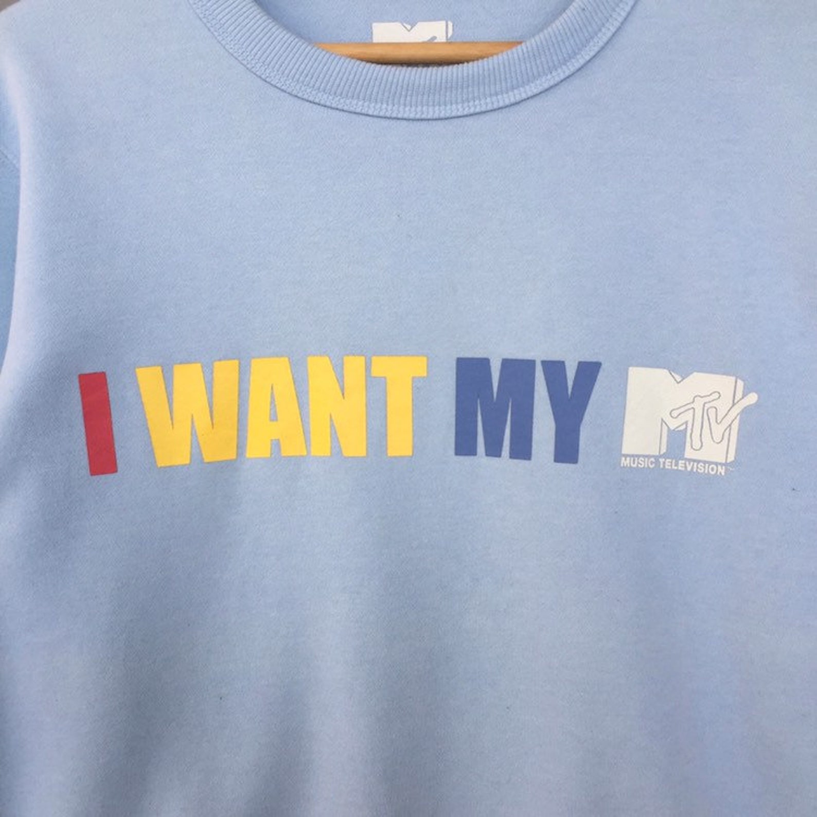 vintage mtv sweatshirt