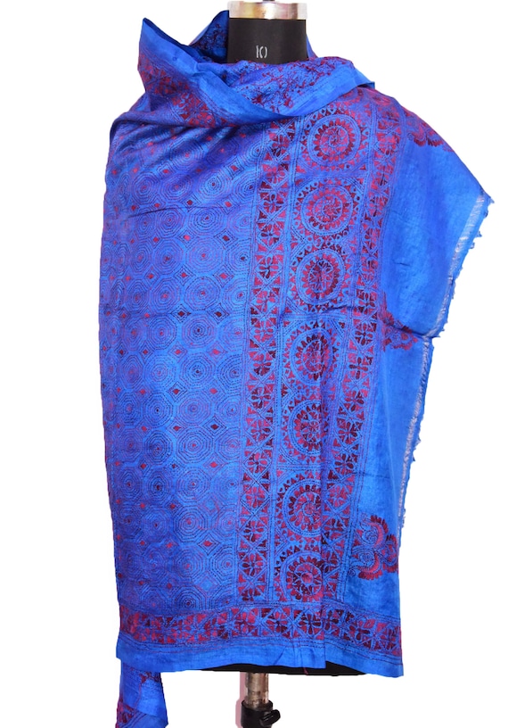 antique indian west bengal kantha textile hand sewing embroidery work fabric 100% pure silk vintage dupatta craft stole scarf style bengal