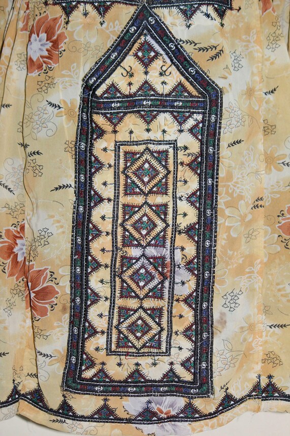 Vintage Afghan Pakistan Dress70s hand embroidery … - image 4
