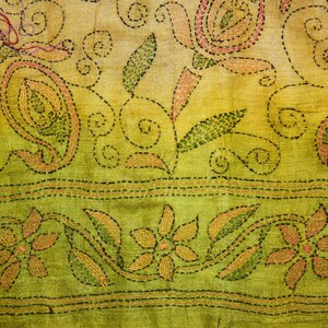 Vintage Beautiful Antique Indian Kantha West Bengal Saree 100% Pure Silk Saree Flower Hand Embroidery Sarong Fabric With Blouse Piece Sari