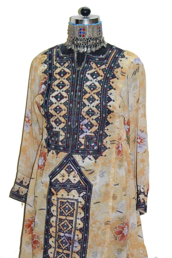 Vintage Afghan Pakistan Dress70s hand embroidery … - image 3