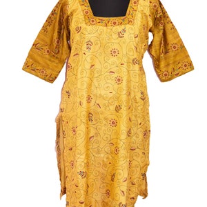 Antique Vintage Indian West Bengal Long Kurta Top Lucknow Beautiful Kantha Handmade Embroidery Work Yellow Color 101% Pure Silk Tunic Kurta
