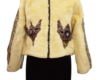 Hermosa chaqueta de piel vintage de Penny Lane con parche de novia bordado, estilo bohemio e hippie de los años 70 y 60, con lentejuelas y purpurina navideña.