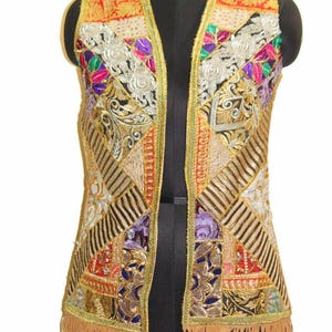 Veste vintage indienne de créateur Rajasthani ethnique exclusive traditionnelle Rabari Badmeri faite à la main multi-broderie travail veste en cuir marron