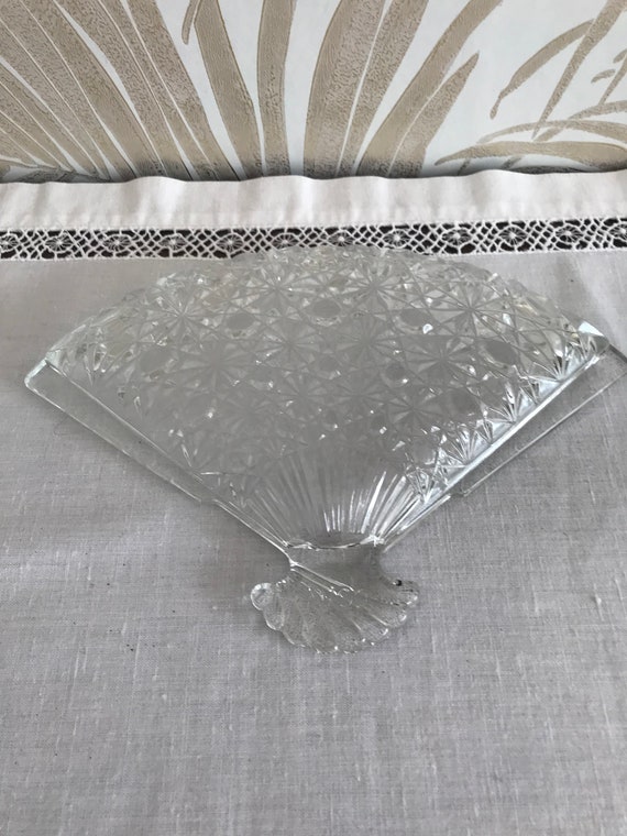 Pretty Vintage Pressed Glass  Fan Shaped Trinket … - image 5