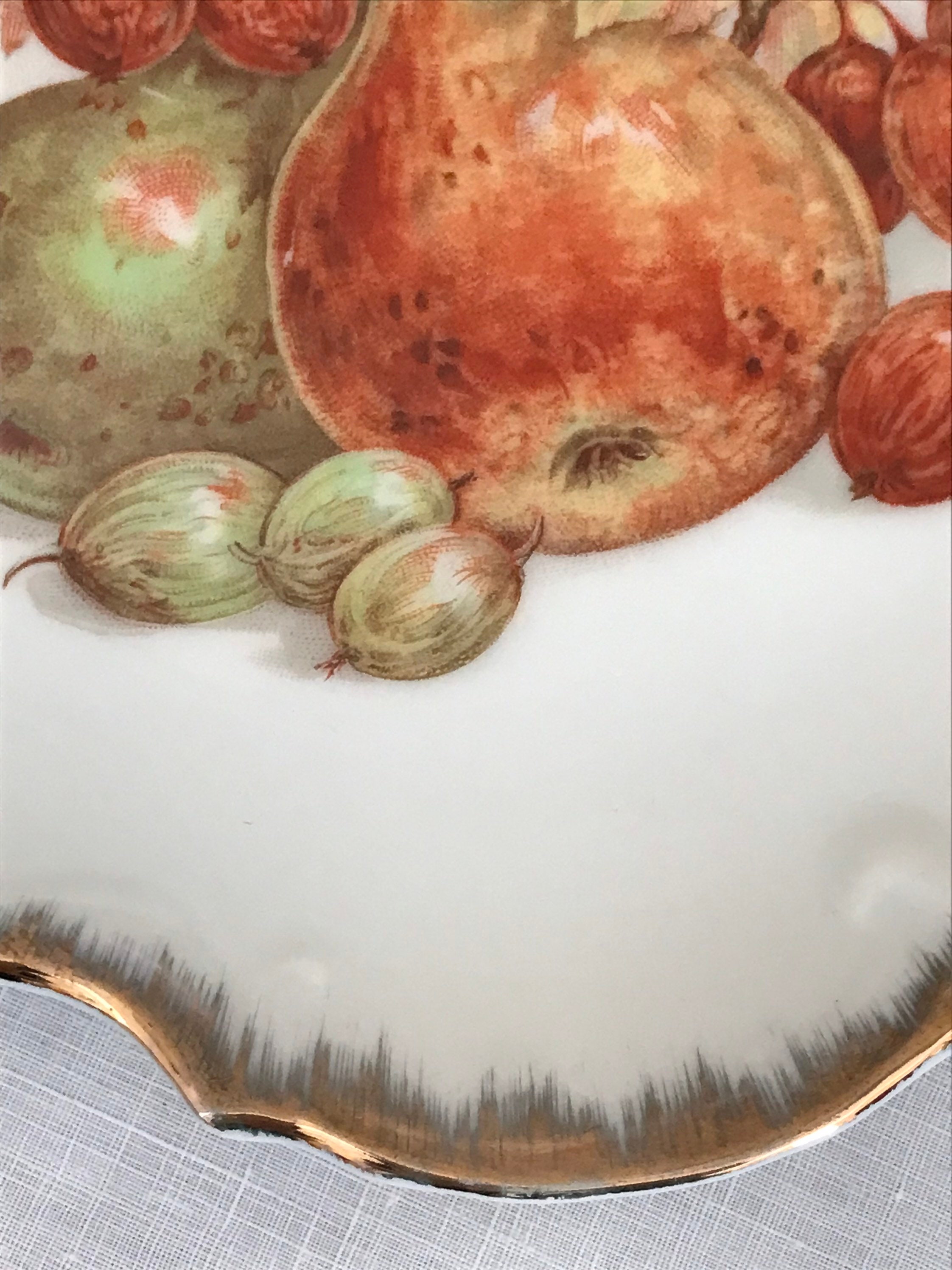 A Decorative Gold Edged Wall Plate/fruit Plate. Etsy UK