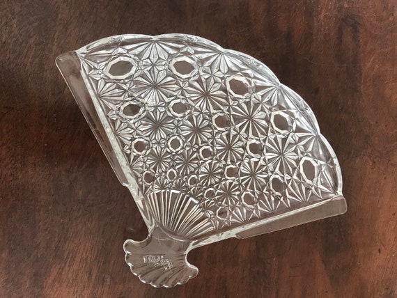 Pretty Vintage Pressed Glass  Fan Shaped Trinket … - image 6