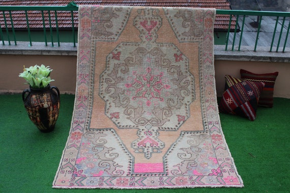 Turkish Rug, Oushak rug, 4'x7' rug, Handknotted rug, Diningroom Rug, Wool Rug, Floor Rug, Antique rug, Area Rug, Boho rug, Pink rug, rug