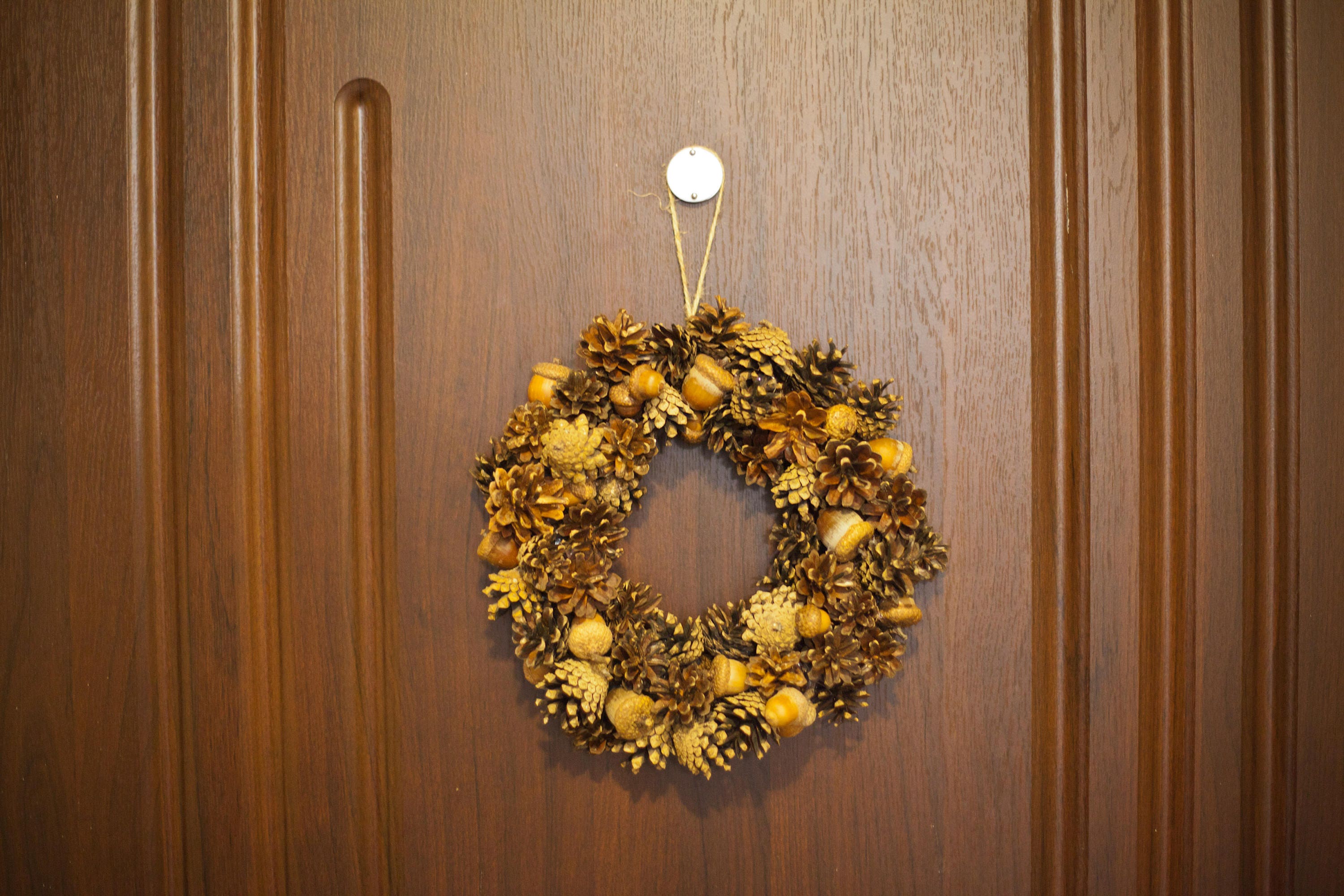 Wreath upon a door pinecone fall centerpiece tablecloths acorn Etsy