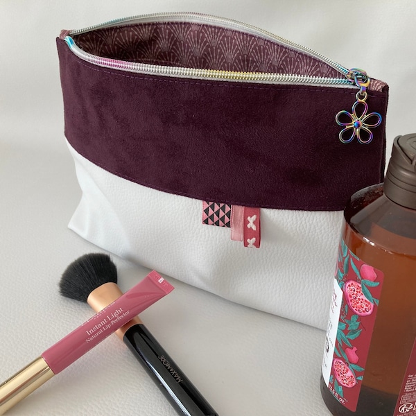 Trousse de toilette en suédine et simili cuir personnalisable