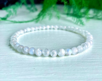 MOONSTONE bead bracelet | 4mm bead | Blue flash | feminine power | PEACE | Balance | motherly protection | Calmness