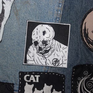 HAVING FUN | Horror Woven Patch, Punk Iron On Patch for Jacket, Lowbrow Surreal Art, Gothic Fabric Patch, Battle Vest, Skeleton Patch