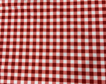 Imprimé Vichy sur tissu Poly Spandex (Rouge) | (Étirement dans 4 directions/par mètre)