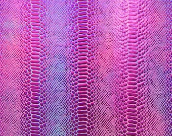 Stampa olografica effetto pelle di serpente su tessuto in nylon e spandex (fucsia/acqua) / (elastico in 4 direzioni/tagliato su misura)