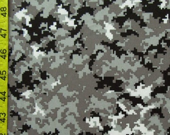 Camouflage gedrukt op poly-spandexstof | (4-way stretch/op maat geknipt)