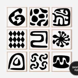 Op de afbeelding: Set van negen zwart-wit abstracte kunstprints met geometrische en organische vormen. De prints zijn gerangschikt in een rasterpatroon.