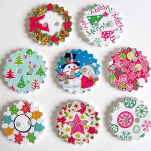 Lot de 10 boutons ronds 2,4 cm en bois peint décoration de Noël au choix