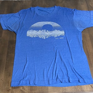 Vintage 80s Tee LAKE TAHOE Texture 
