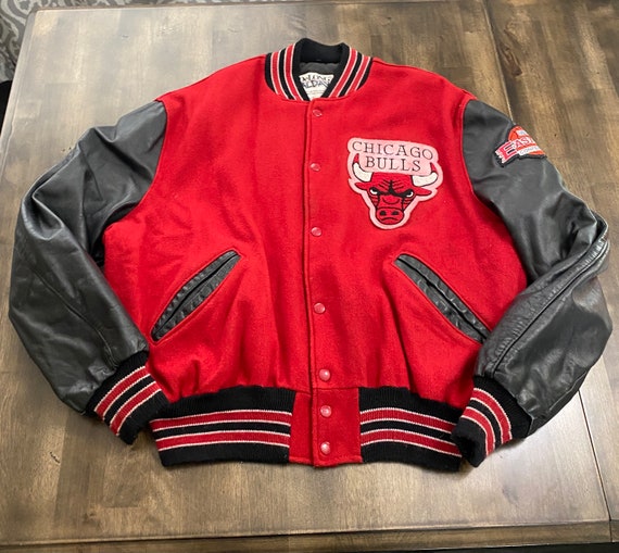 Vintage 2000 NBA Chicago Bulls Leather/wool letter