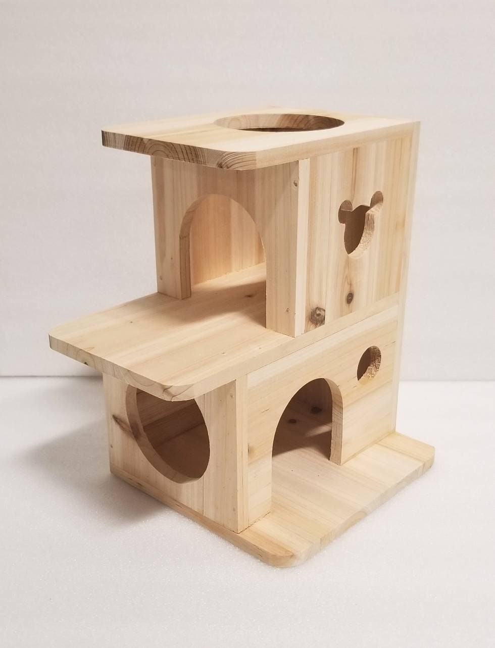 chinchilla house wood