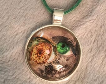 Collier avec pendentif oeil de Dragon