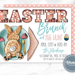 Op de afbeelding: Een uitnodiging voor een paasbrunch en eierenjacht in The Farmhouse. De uitnodiging toont een cartoon-konijnenpannenkoek op een bord met blauwe bessen en aardbeien. De tekst luidt "Easter Brunch and Egg Hunt, April 12th at 11:00 AM, The Farmhouse, 412 Bunny Dr, Mesa, AZ 85212, RSVP to Anna at 480-555-5555".