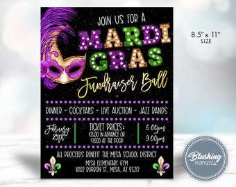 Pode incluir: Um convite para um baile de arrecadação de fundos do Mardi Gras com um esquema de cores roxo, verde e dourado. O convite apresenta uma máscara de carnaval, uma placa brilhante que diz "Mardi Gras" e o texto "Baile de arrecadação de fundos". O evento está programado para 25 de fevereiro às 18:00 e 21:00. Os preços dos ingressos são $ 25,00 com antecedência ou $ 30,00 na porta. Todos os lucros beneficiam o Distrito Escolar de Mesa.