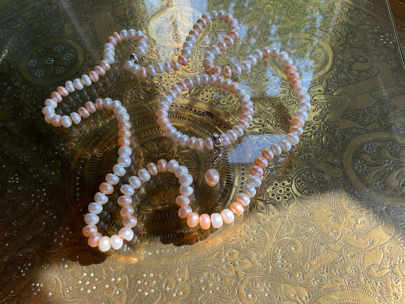 Jersey pearls with silver clasps