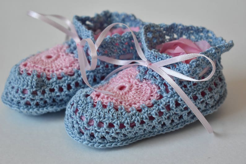 Sweet Heart Baby Booties Blue/pink heart