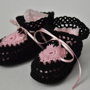 Sweet Heart Baby Booties Black/pink heart