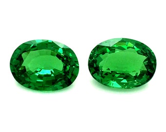 Tsavorite Garnet Matching Pair 4.60 carats, Precious Gemstones for Jewelry, Natural Fine Gem Tsavorite