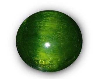 Natural Cat's Eye Demantoid Garnet 5.41 carats with GIA Report