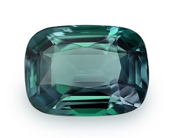 Natural Color Changes Alexandrite 2.62 carats with GIA Report