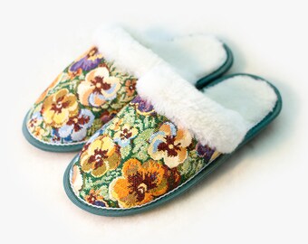 chihuahua slippers
