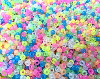 100 x Small Mixed Colour Pony Beads Jewellery Making Craft Plastic Glow in the Dark Mix