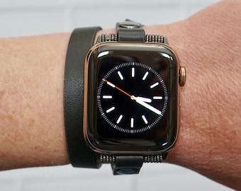 Correa de cuero negro de doble vuelta para Apple Watch con hebilla gris espacial