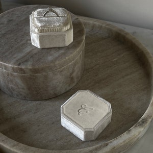 Boîte à bagues de proposition/velours de soie/boîte à bijoux personnalisée/la boîte de Mme