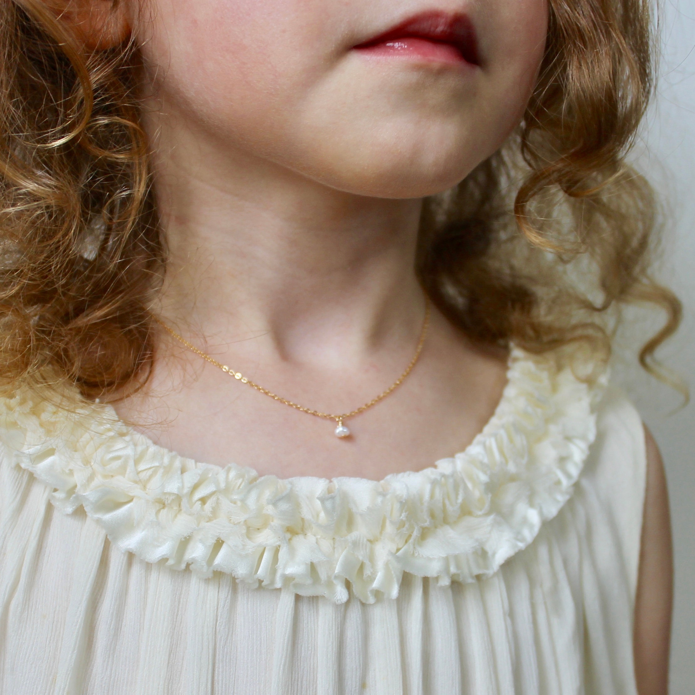 Gold necklace for baby girl hot sale