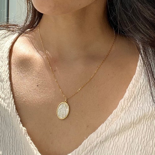 Virgin Mary Necklace/ Mother of Pearl 