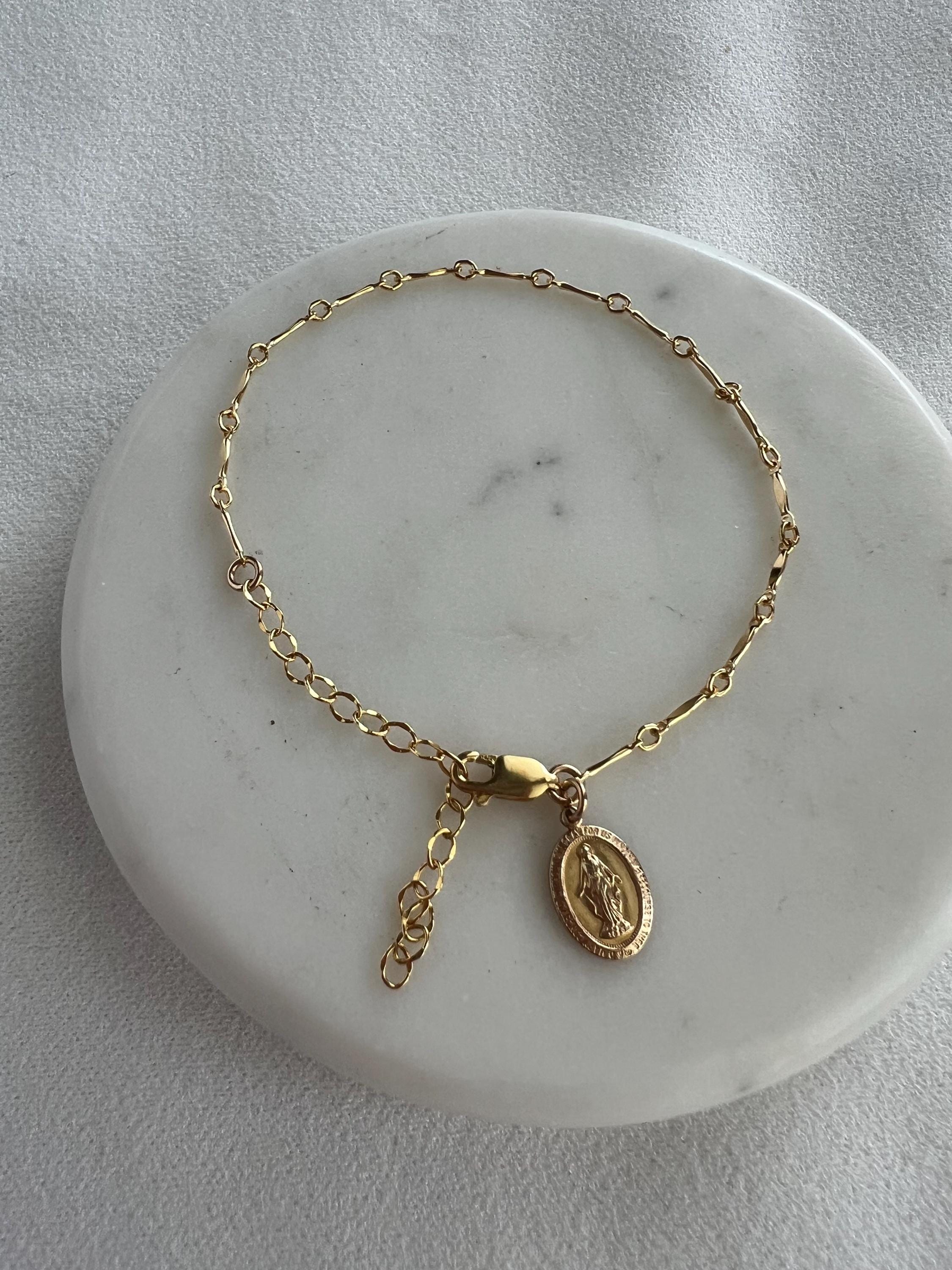 Virgin Mary Bracelet/ Virgin Mary Medallion Bracelet/ Bar Chain/ Genuine 14K Gold Filled/ Everyday wear/ Best Gift for Her.