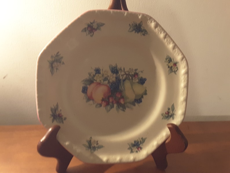 Avon Vintage Sweet Country Harvest Collection; Lunch and Dinner Plates