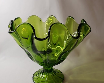 Vintage Emerald Green Centerpiece/Bowl;