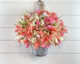 Tulip Pale, galvanized, centerpiece, tulip wreath, home decor, tulips, flowers