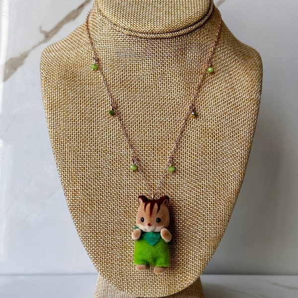 Calico critter necklace - Baby Collectibles Baby Fairytale Series