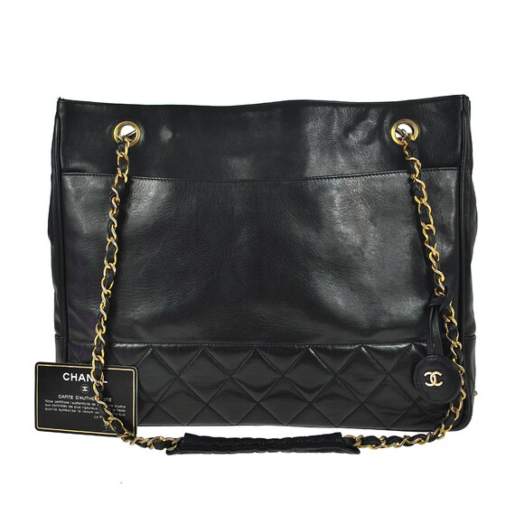 chanel quilted chain shoulder bag