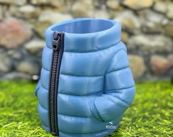 3D Printed Puffer Jacket Can Cozy
