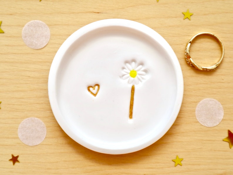 Personalised Daisy Flower Ring Dish, Tiny Ring Dish, Mini Trinket Dish, Birthday Gift Her, Tiny Cute, Keepsake Gift by janeBprints image 6
